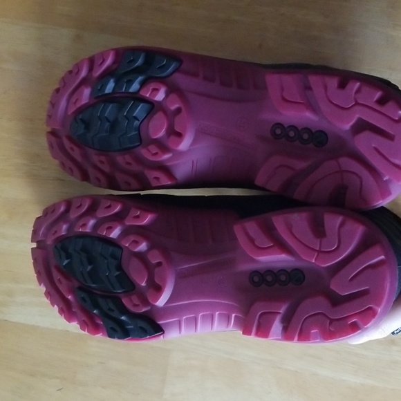 ECCO Biom Gore-Tex Terrain Akka Waterproof Hiking Shoes - Picture 9 of 13